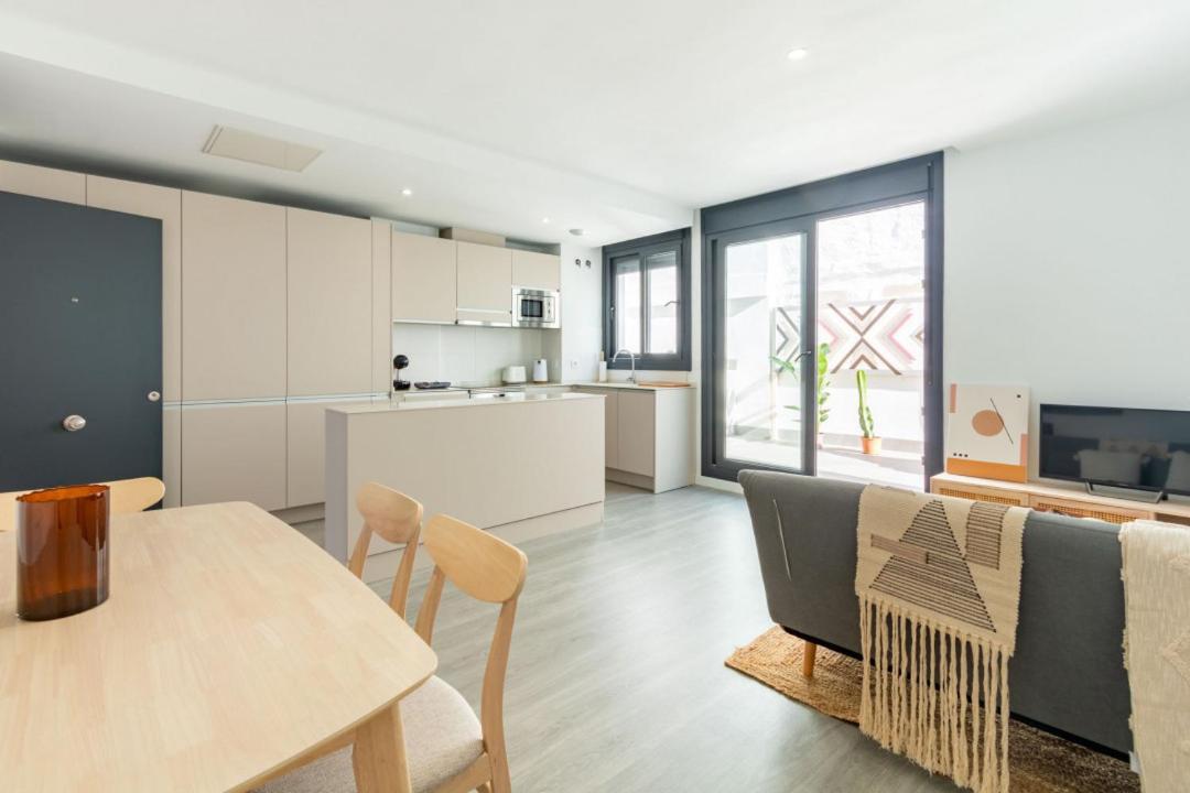 Minty Stay - San Julian Terrace Севилья Экстерьер фото